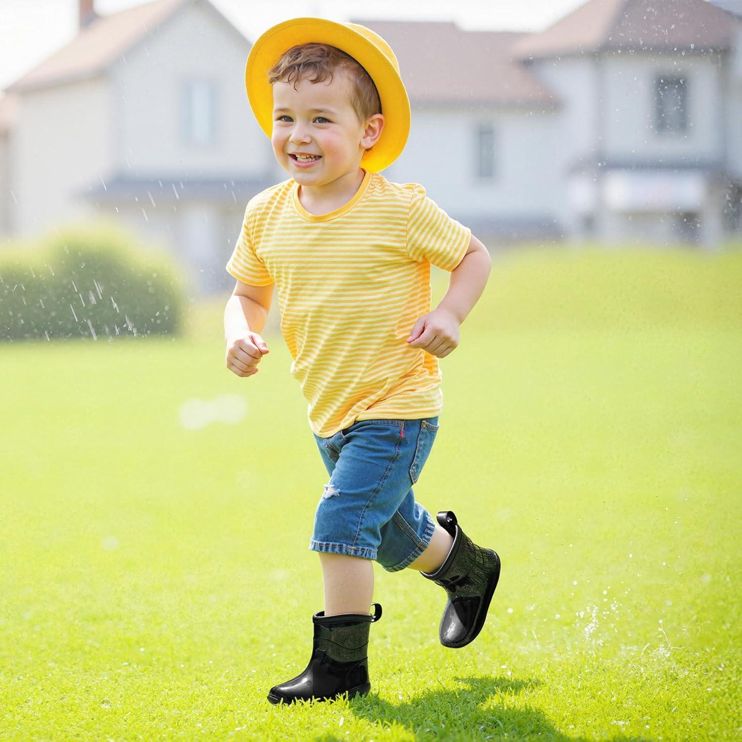 imageK KomForme Toddler Rain Boots Baby Easyon Rain Shoes for Boys and Girls Waterproof Lightweight OutdoorBlack